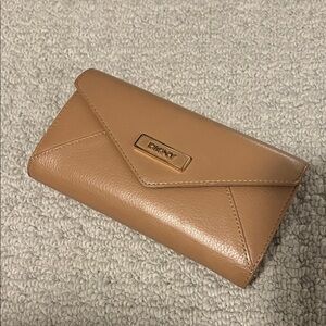 DKNY Wallet